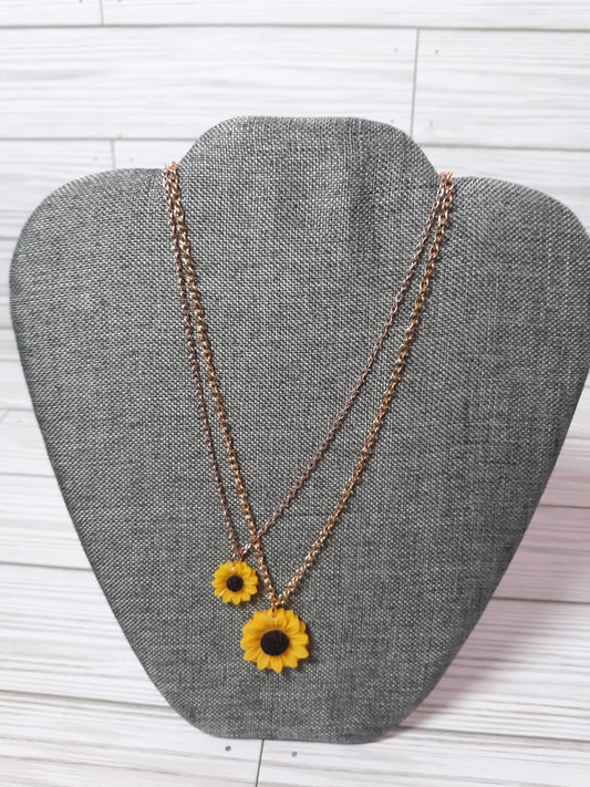 Mom and Me Sunflower Necklace Set